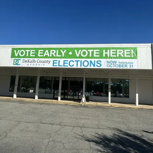 Storefront & Post and Panel Signage